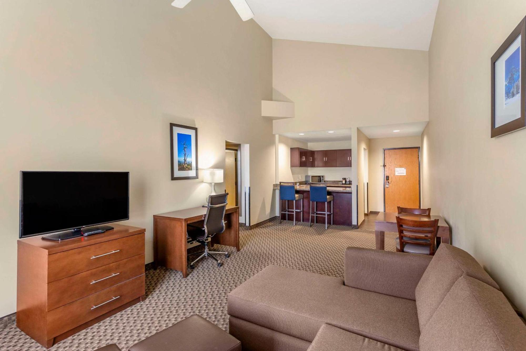 Comfort Suites Ogden Conference Center Εξωτερικό φωτογραφία